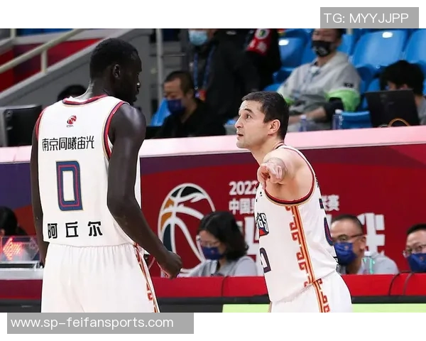 18岁小将首秀便命中绝杀！同曦能否实现两连胜奇迹？